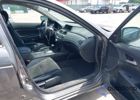 2010 Honda Accord 2.4 Lx from USA, damaged, VIN 1HGCP2F30AA155568